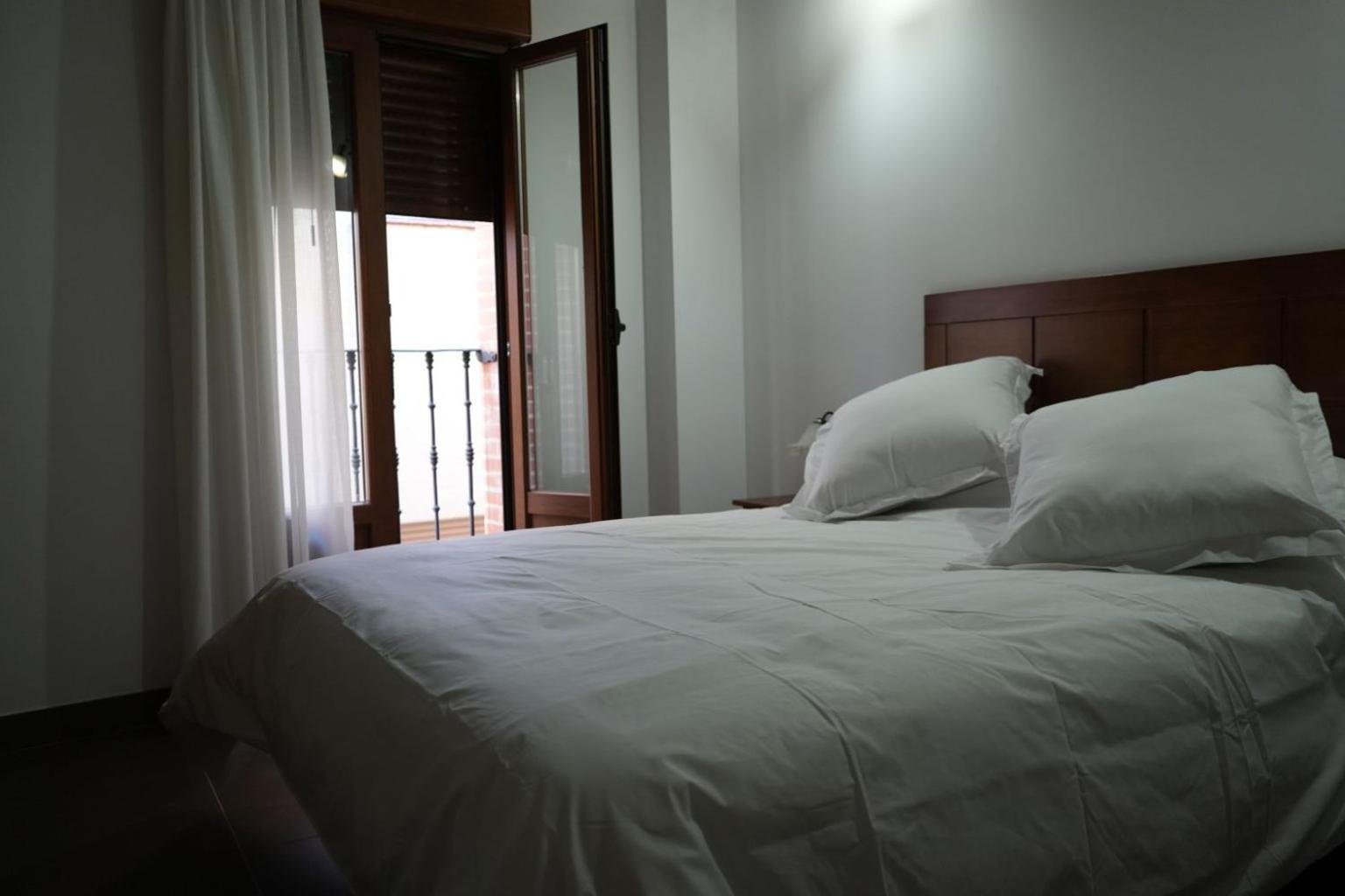 Apartamentos Turisticos Empecinado 로아 외부 사진